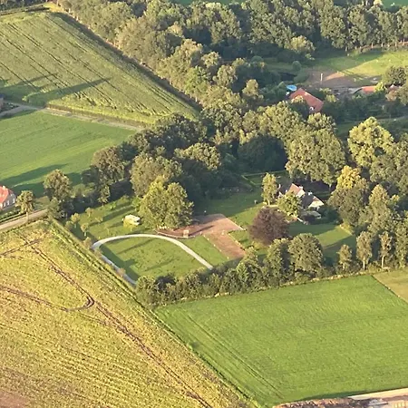 ' De ' Διαμέρισμα Berlicum